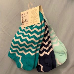 Aeropostale socks (FREE with purchase over $100)